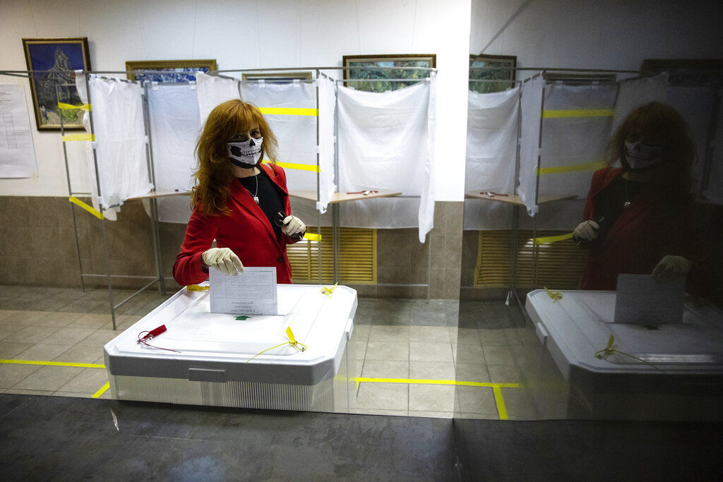 APTOPIX Russia Vote
